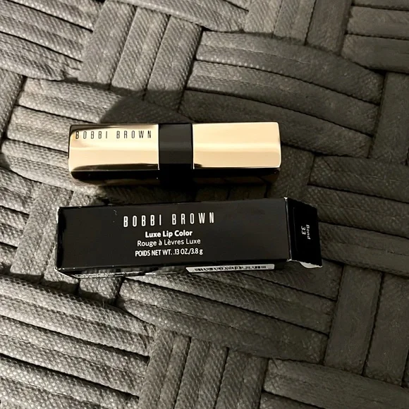 Bobbi Brown Luxe Lip Color Bond - Picture 2 of 15